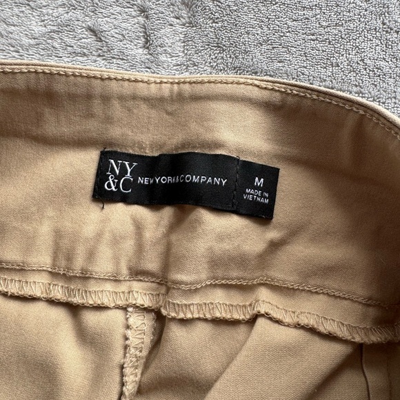 NY&C Whitney Ankle Pull On Khaki Pants - Picture 3 of 5